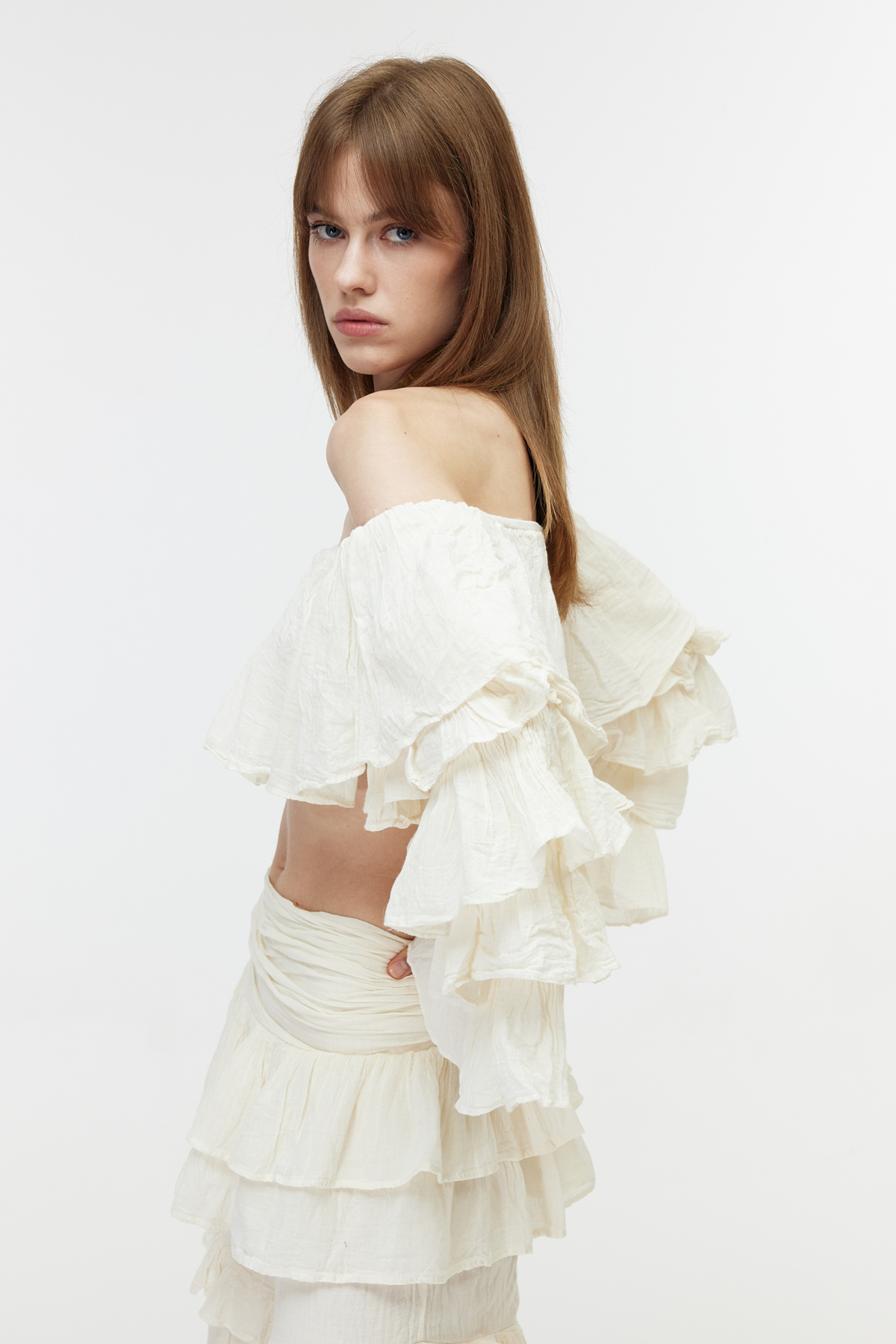 Ekru volanlı cotton bolero